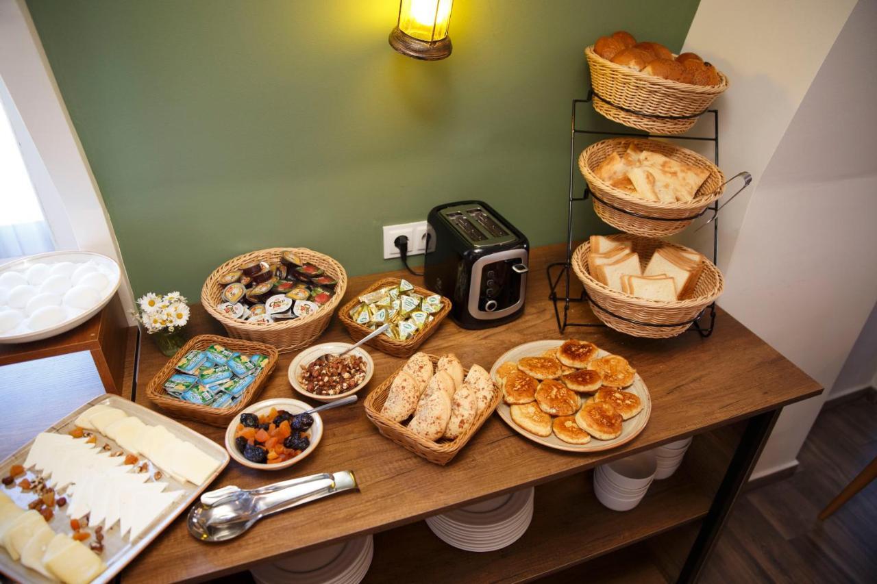 Tribeca Hotel Тбилиси Екстериор снимка